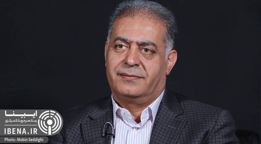 نوسان ارز نتیجه هم‌زمان تحریم و رشد انتظارات تورمی/ ۸۰ درصد تقاضای دلار احتیاطی است؛ نه نیاز واقعی