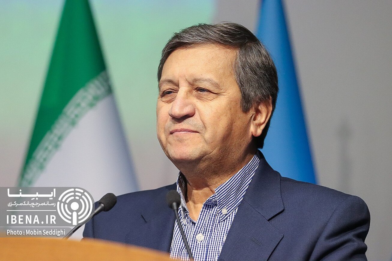 همتی رئیس کل بانک مرکزی شد