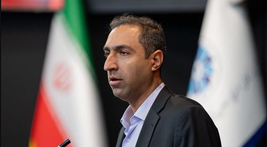 حذف ارز ترجیحی تصمیم درست و شجاعانه‌ای بود/ مدیریت بهینه و حفظ منابع کشور با تک‌نرخی شدن ارز/ سیاست اشتباهی که شبیه به «پول‌پاشی» عمل کرد