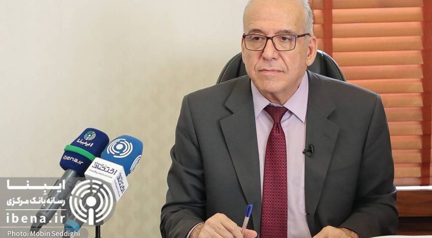 سه شرط لازم برای موفقیت یکسان سازی نرخ ارز/ اقتصاد فرمانده واحد می‌خواهد