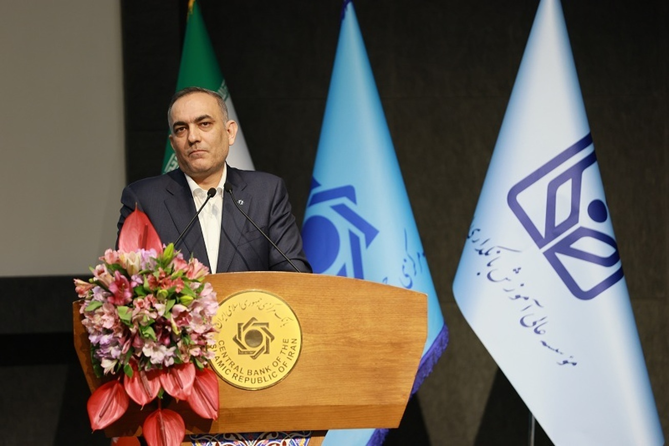 نظارت پیشگیرانه جایگزین رویکرد‌های سنتی در شبکه بانکی خواهد شد/ حرکت به سوی نظارت داده‌محور؛ تحلیل رفتار مشتریان در دستور کار بانک مرکزی/ ضرورت ایجاد کانال ارتباطی مستقیم شعب بانکی با بانک مرکزی