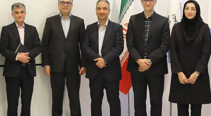 بازنگری در راهبردهای عملیاتی بانک مرکزی و هلدینگ ملی انفورماتیک