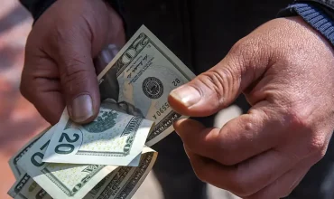 ضوابط خرید ارز اشخاص اصلاح شد
