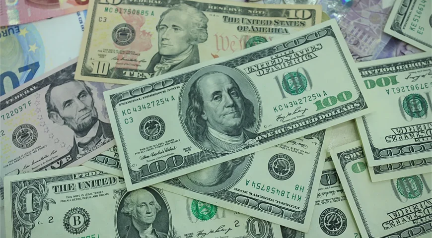 مهلت رفع تعهد ارزی سال ۱۴۰۴ تا پایان آذر ۱۴۰۵ تمدید شد