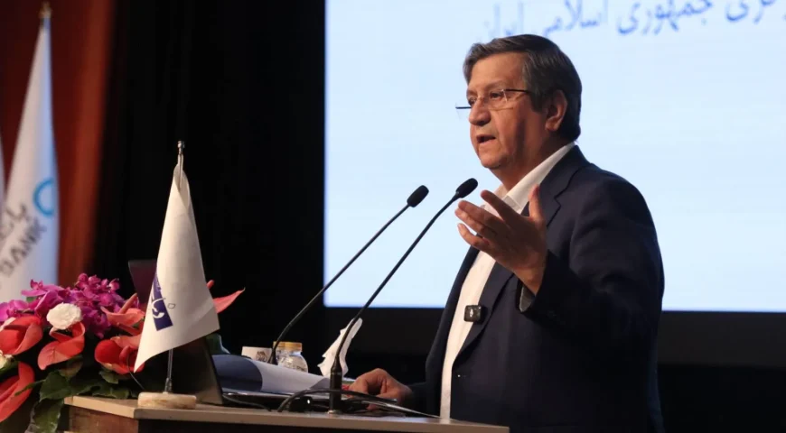 سیاست ارزی فعلی کاملا شفاف و بدون رانت است/ هیچ نگرانی از بابت ذخایر ارزی وجود ندارد