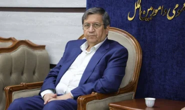 همتی: ارزپاشی نمی‌کنیم؛ هر میزان نیاز باشد در حاشیه بازار میفروشیم