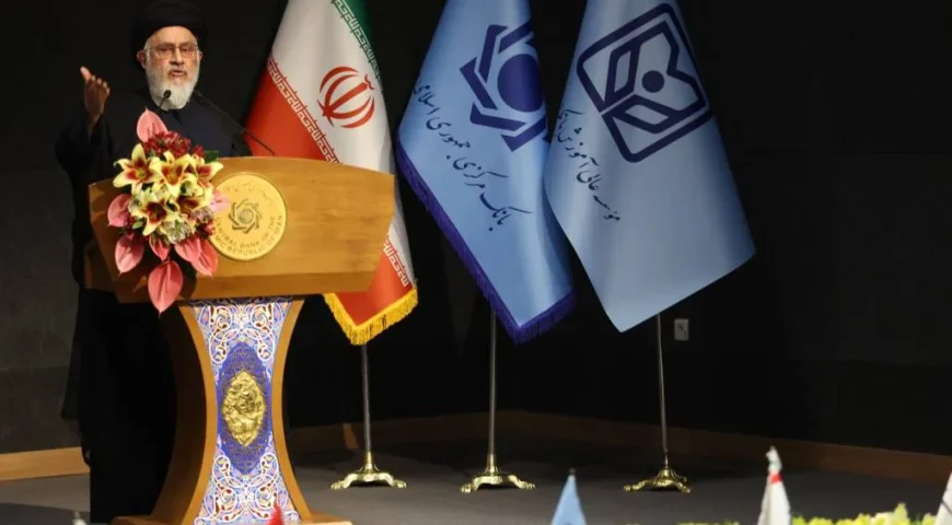 محقق‌داماد: تعیین سقف نرخ سود ارتباطی با بانکداری اسلامی ندارد