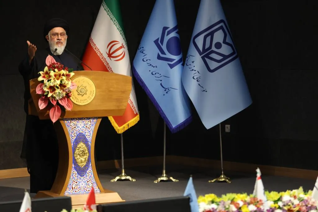 محقق‌داماد: تعیین سقف نرخ سود ارتباطی با بانکداری اسلامی ندارد