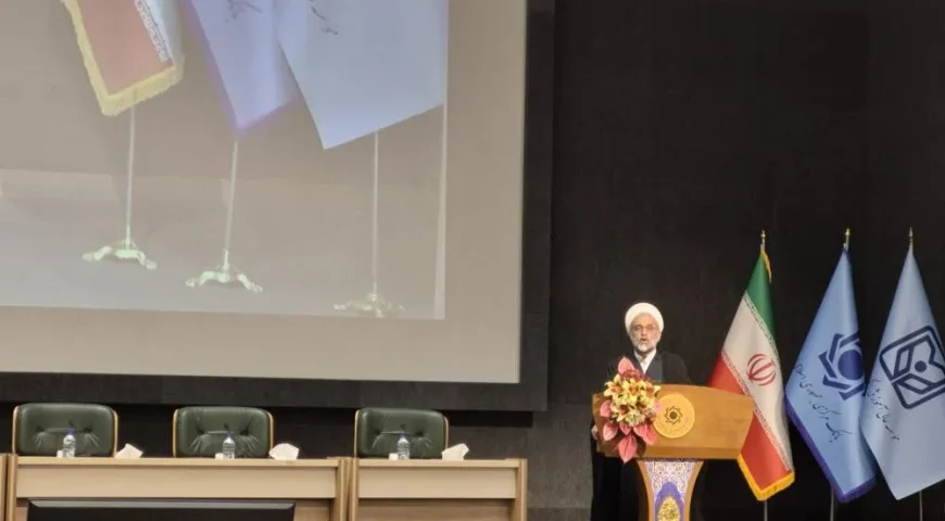 استقلال بانک مرکزی برای حفظ ارزش پول ملی ضروری است