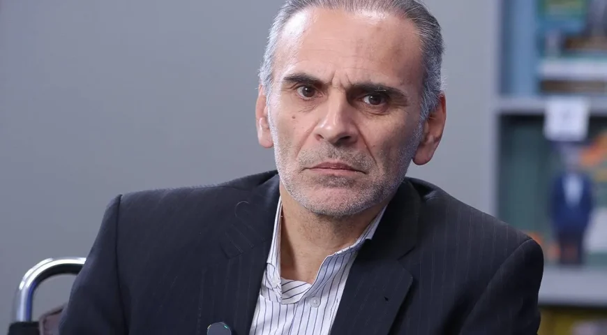 مداخله ارزی بانک مرکزی در کاهش قیمت دلار موثر بود/ کاهش تورم بدون رفع عوامل بنیادی چشمگیر نخواهد بود