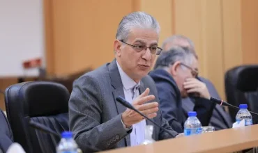 بانک مرکزی نمی‌تواند در بازار منفعل باشد/ تزریق ارز، بخشی از ابزارهای مدیریت نوسانات است