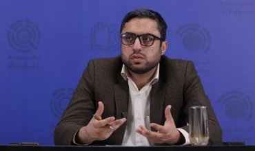 جنگ از دو مسیر به بازار ارز فشار وارد می‌کند