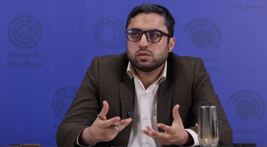 جنگ از دو مسیر به بازار ارز فشار وارد می‌کند